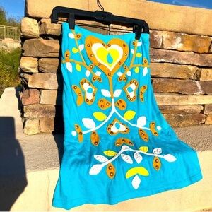 Joystick Blue Tunic top.. Flowers and Beading. Excellent condition.